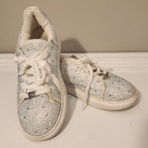 Vince Camuto Girls White Studded Gym Shoe Sneaker - Size 4.5